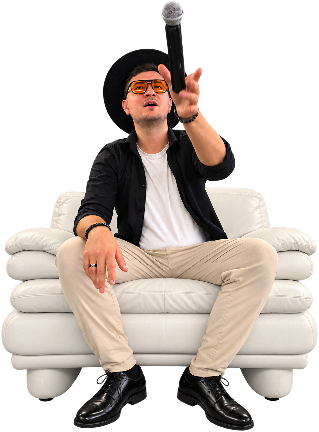 DJ Patrik s mikrofonem
